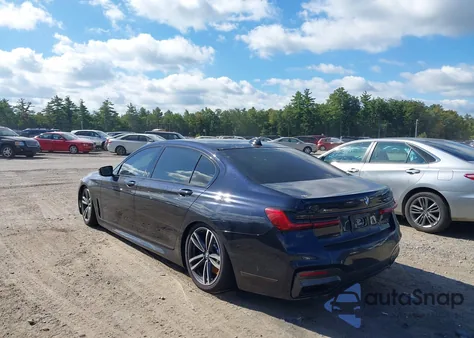 2022 BMW 750 I xDrive z USA, uszkodzony, nr VIN WBA7U2C00NCG91224